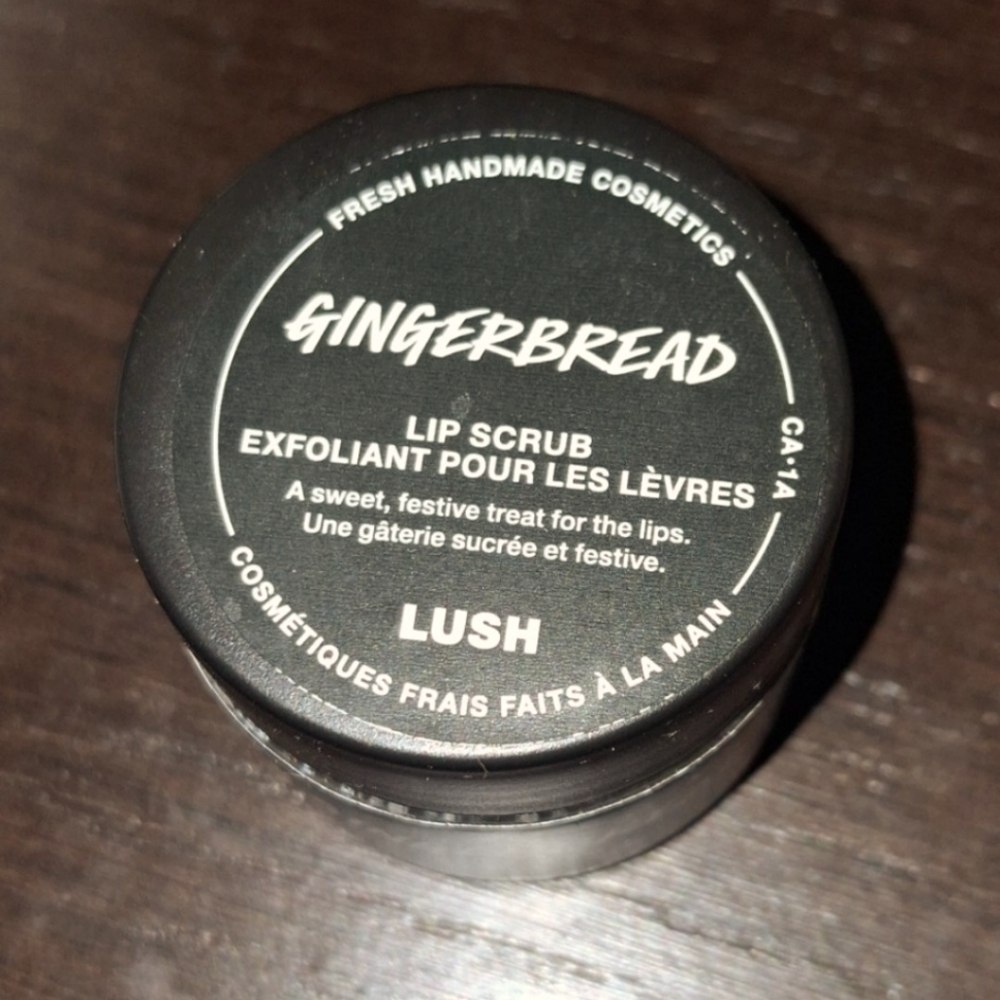 🍁 3 for 28 - Lush - Gingerbread Lip Sugar Scrub - Host Pick!!